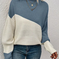 Gestrickter Pullover im Farbblockdesign