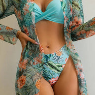WW – Wickel-Bügel-Bikini mit tropischem Print und Überzug