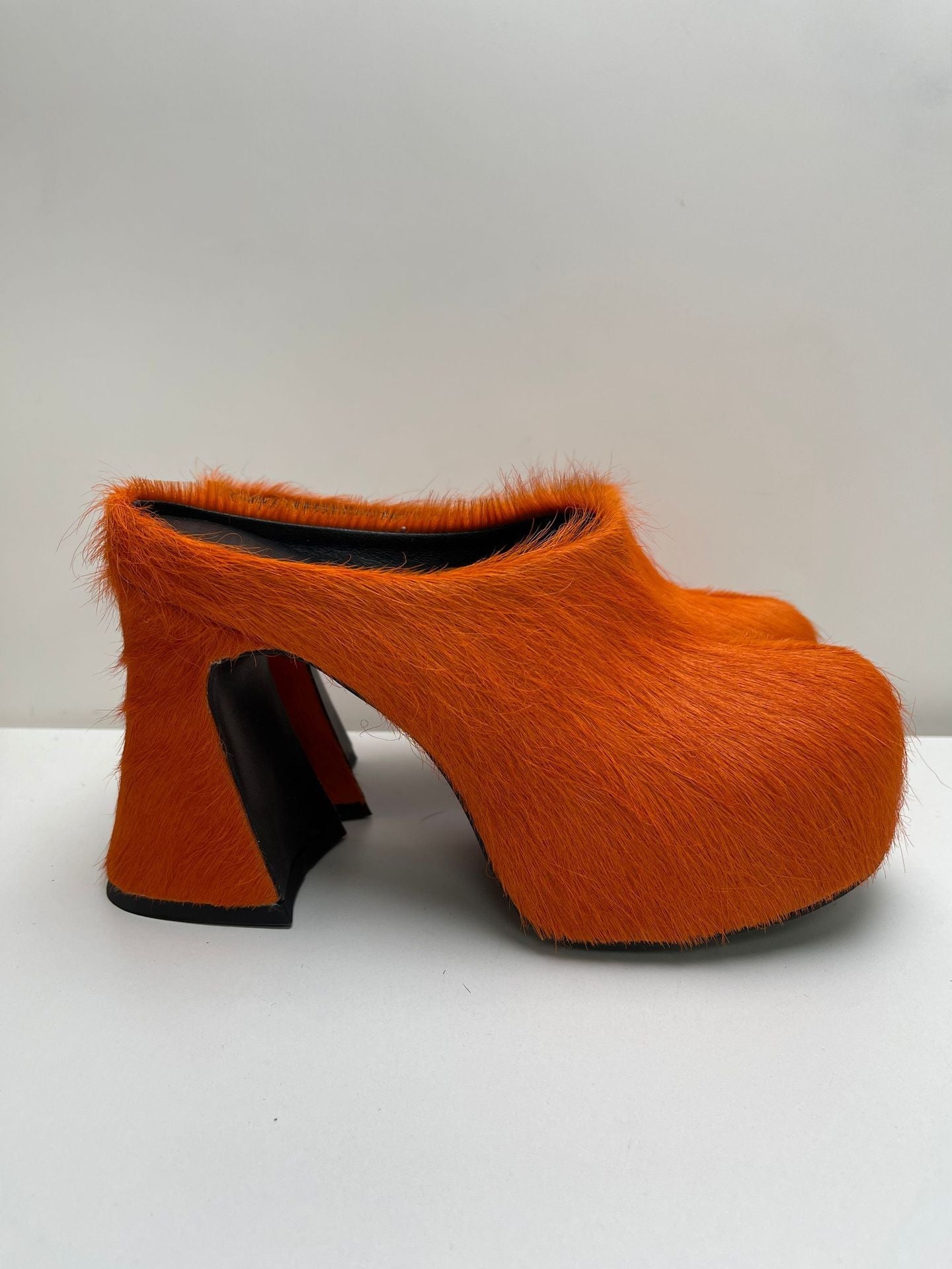 WW | Geschlossene Zehe Rosshaar Chunky Heel Wasserdichte Plattform Slipper