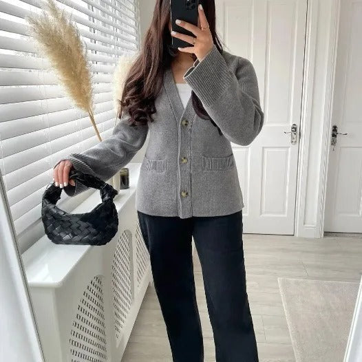W&W Mode | Gestrickte Strickjacke