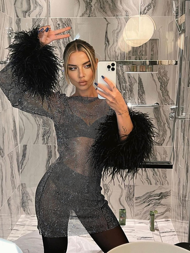 WW | Glänzendes Kleid