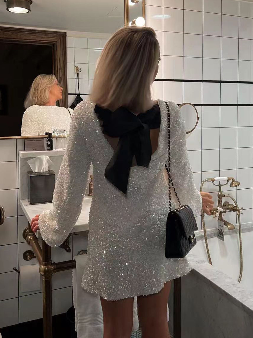 W&W Mode Kleid | Elegantes Glitzerkleid mit Schleifenverschluss am Rücken
