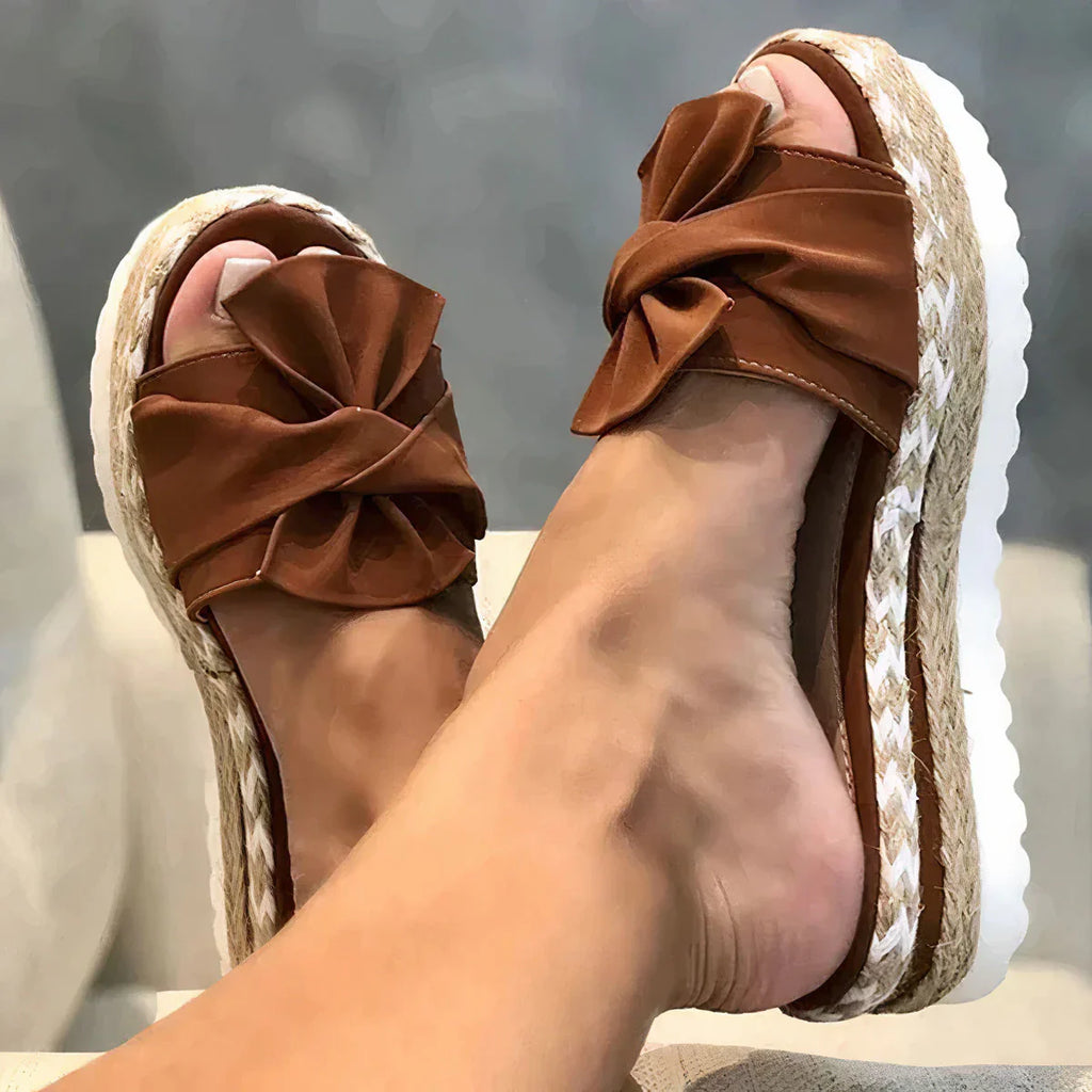 WW | Trendy Gewebte Plateausandalen