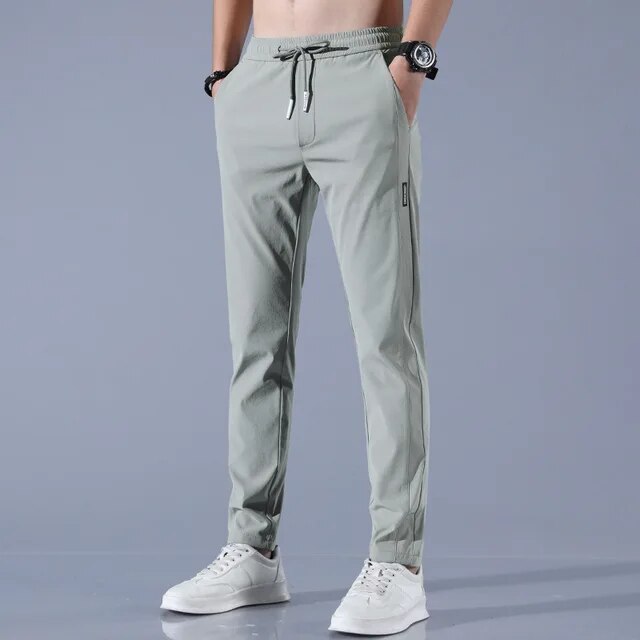 WW | Herren Slim Fit Performance Golfhosen