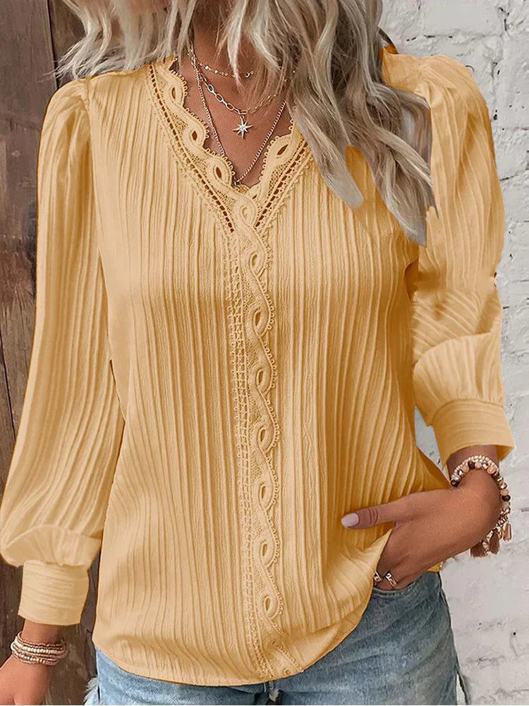 WW | Leichte Bluse mit Spitzen Details