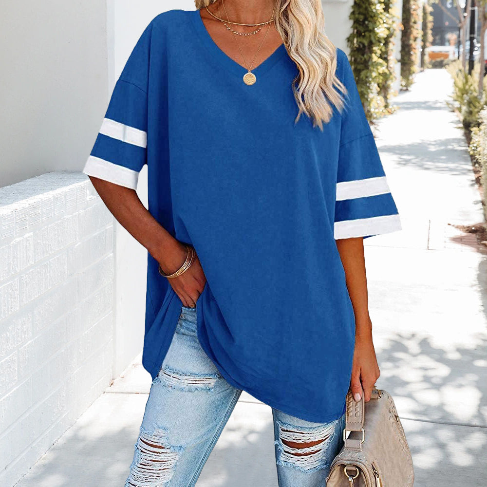 W&W Mode | Kontrastfarbenes, lockeres Damen-T-Shirt mit V-Ausschnitt