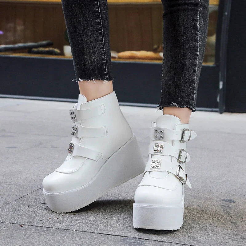 WW | Knöchelstiefel für Damen Street Mode Lässig Wedge Plattform Schuhe Größe 43 Super Hoher Absatz Riemenschnalle Designer Stiefel Weiblich