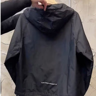 WW | Leichter Kapuzen Windbreaker mit halbem Reißverschluss und Tasche