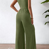 WW | Eleganter Ärmelloser Jumpsuit Mit Schmeichelhafter Passform
