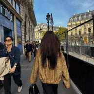 WW | Freizeit Bomberjacke mit goldenen Pailletten