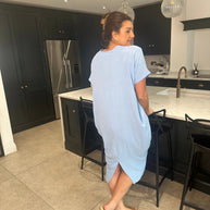 Kleid mit V-Ausschnitt | Unser Bestseller 2024