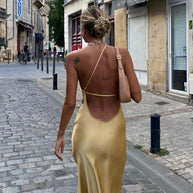 WW | Satin Maxi Kleid mit Offenem Rücken