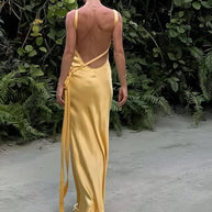 WW | Halbtransparentes Satin Asymmetrisches Ein Schulter Langkleid