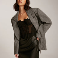 WW | Semi Sheer Spaghetti Träger Spitze Korsatzt