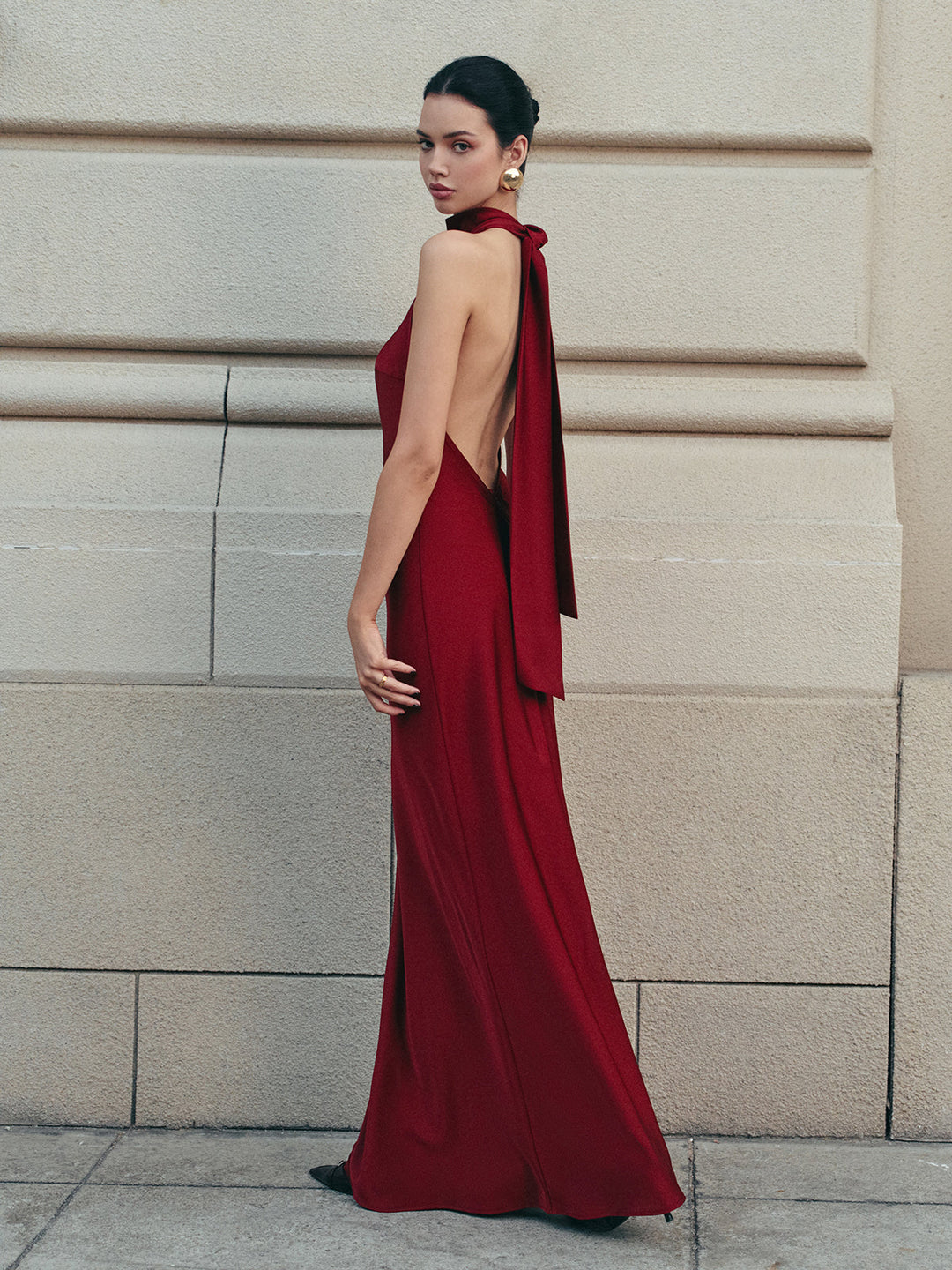 W&W Mode | Offene Rücken Satin Halter Kleid