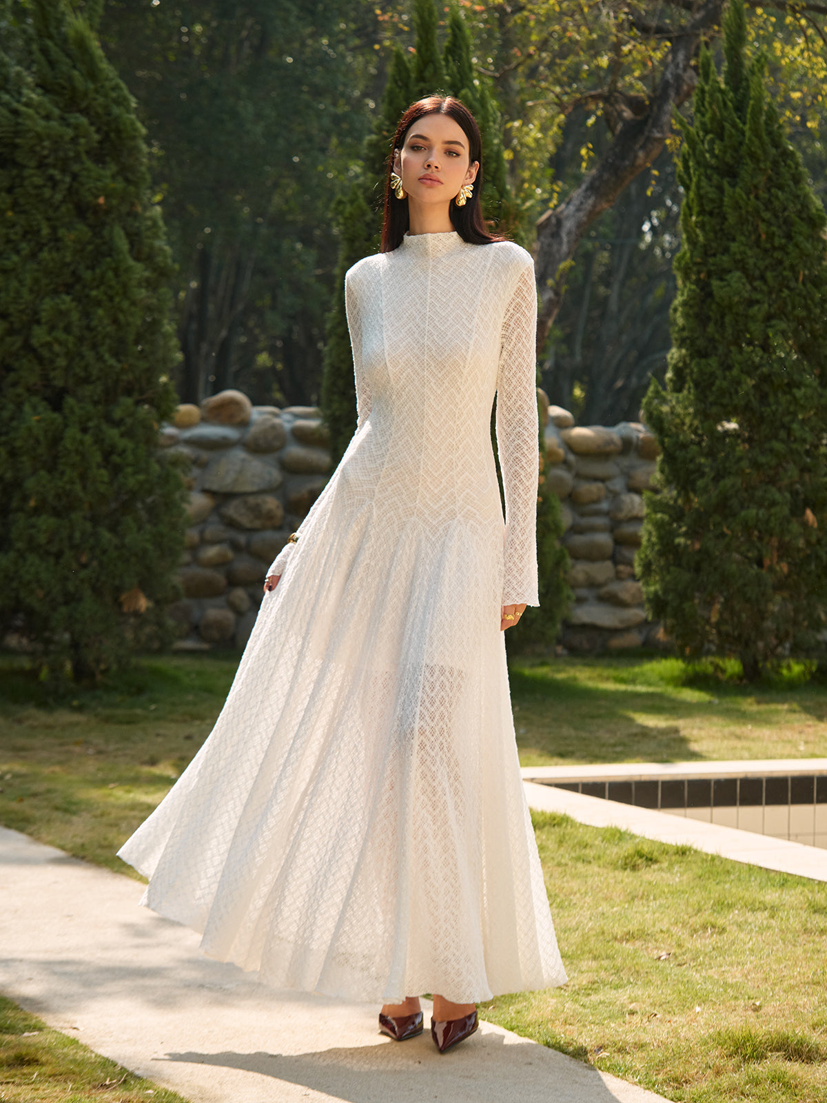 WW | Semi Sheer Gesäßausschnitt Spitze Fließendes Langes Kleid