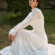 WW | Semi Sheer Gesäßausschnitt Spitze Fließendes Langes Kleid