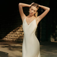 WW | Satin Rückenauschnitt Slip Kleid