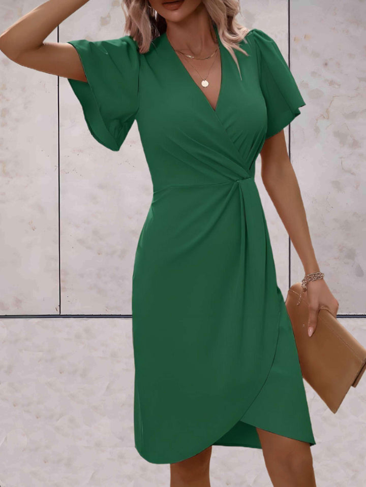 W&W Mode | Eng anliegendes Kleid mit ausgestellten Ärmeln für Frauen