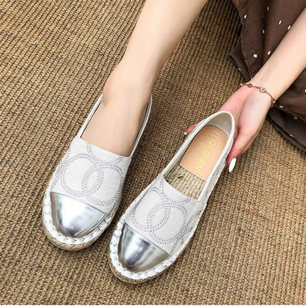 WW | Kontrastierendes Patch Geribbelte Leder Espadrilles