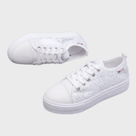 WW | Stylische Niedrig Geschnittene Schnürsneakers mit Seitlichen Details und Sicherer Passform