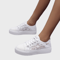 WW | Stylische Niedrig Geschnittene Schnürsneakers mit Seitlichen Details und Sicherer Passform