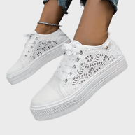 WW | Stylische Niedrig Geschnittene Schnürsneakers mit Seitlichen Details und Sicherer Passform