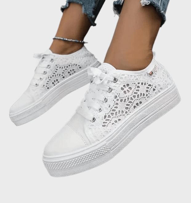 WW | Stylische Niedrig Geschnittene Schnürsneakers mit Seitlichen Details und Sicherer Passform