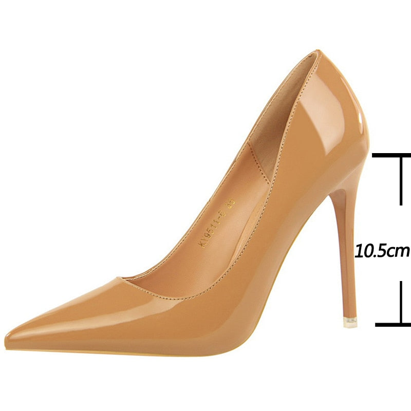 WW | Du hast deine Dämonen Stiletto