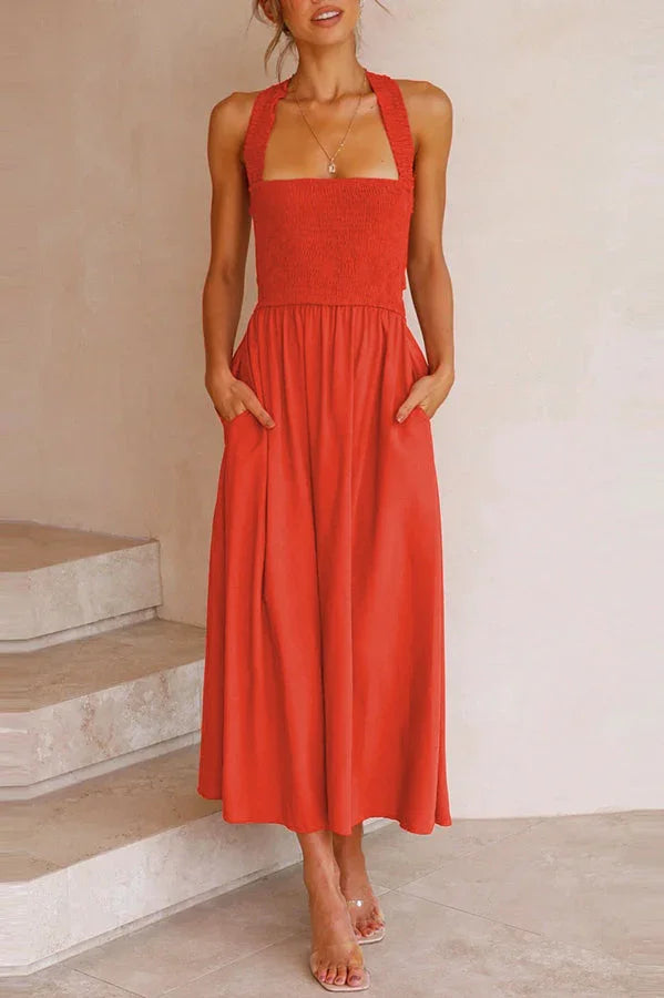 WW | Midi Kleid mit Taschen und gekreuzten Rüschen auf dem Rücken