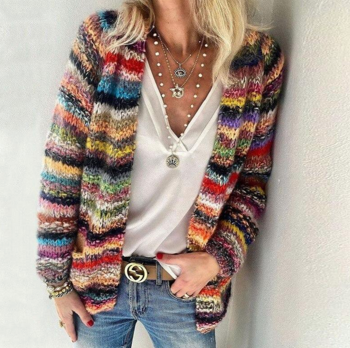 W&W Mode – Stilvolle und farbenfroh bedruckte Jacke