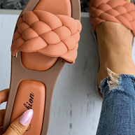 WW - Sehr komfortable und modische Sandalen