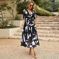 WW - Elegantes Midikleid mit V-Ausschnitt
