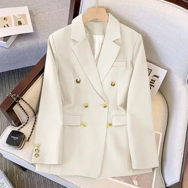 W&W Mode Jacke mit Goldknöpfen - Elena