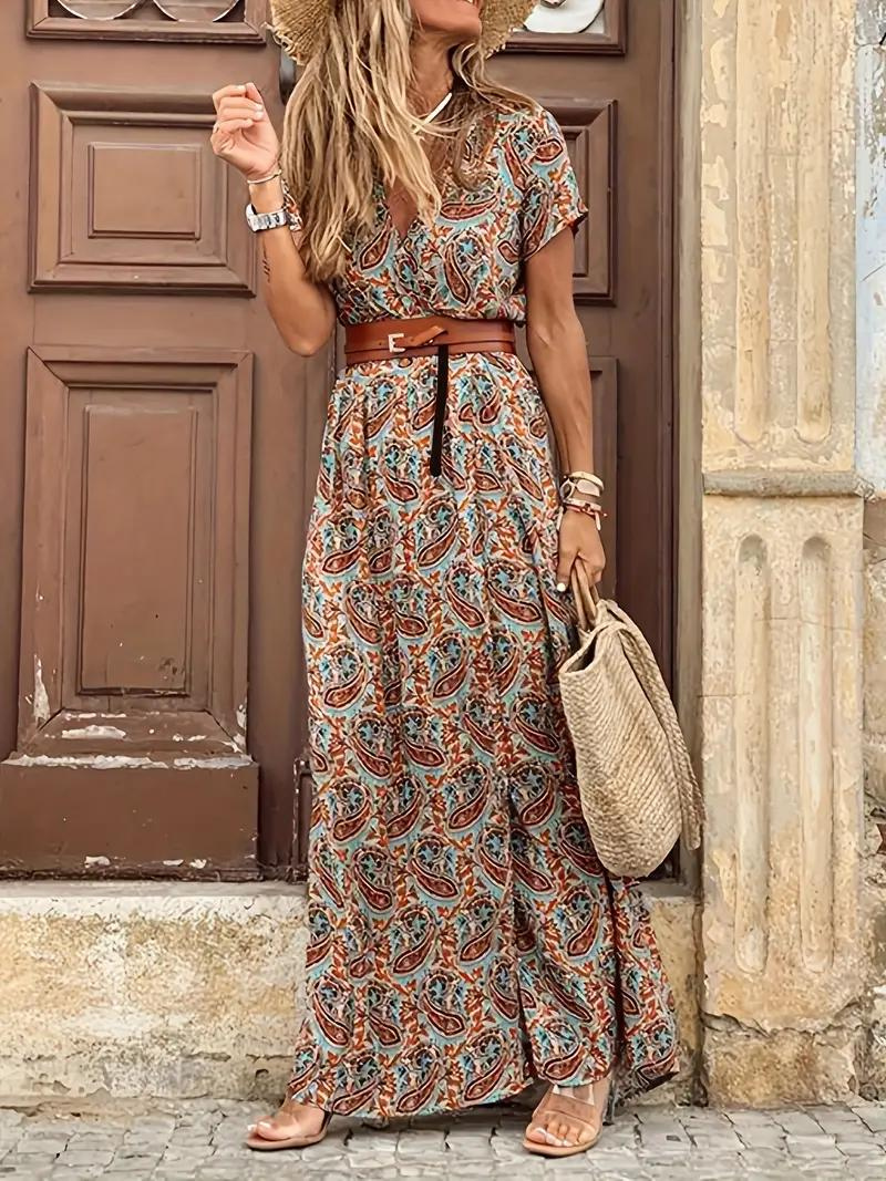 Damen-Sommermaxikleid mit kurzen Ärmeln und Taillengürtel
