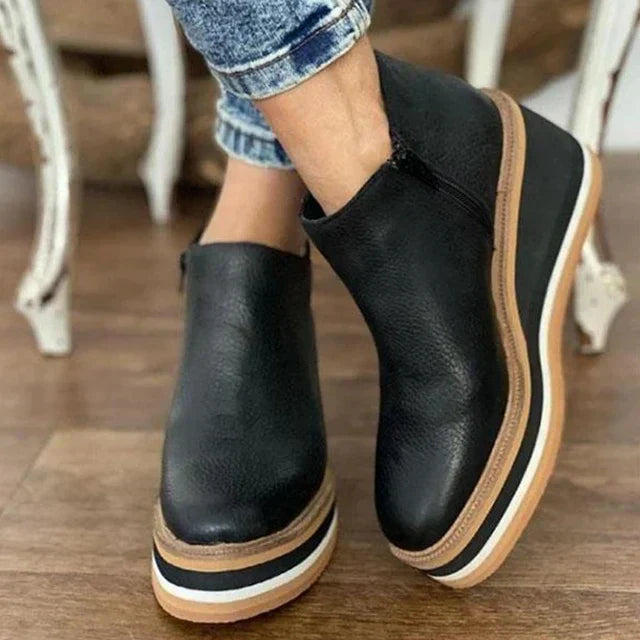 W&W Mode - Damen Slip-On Keil-Ankle Boots