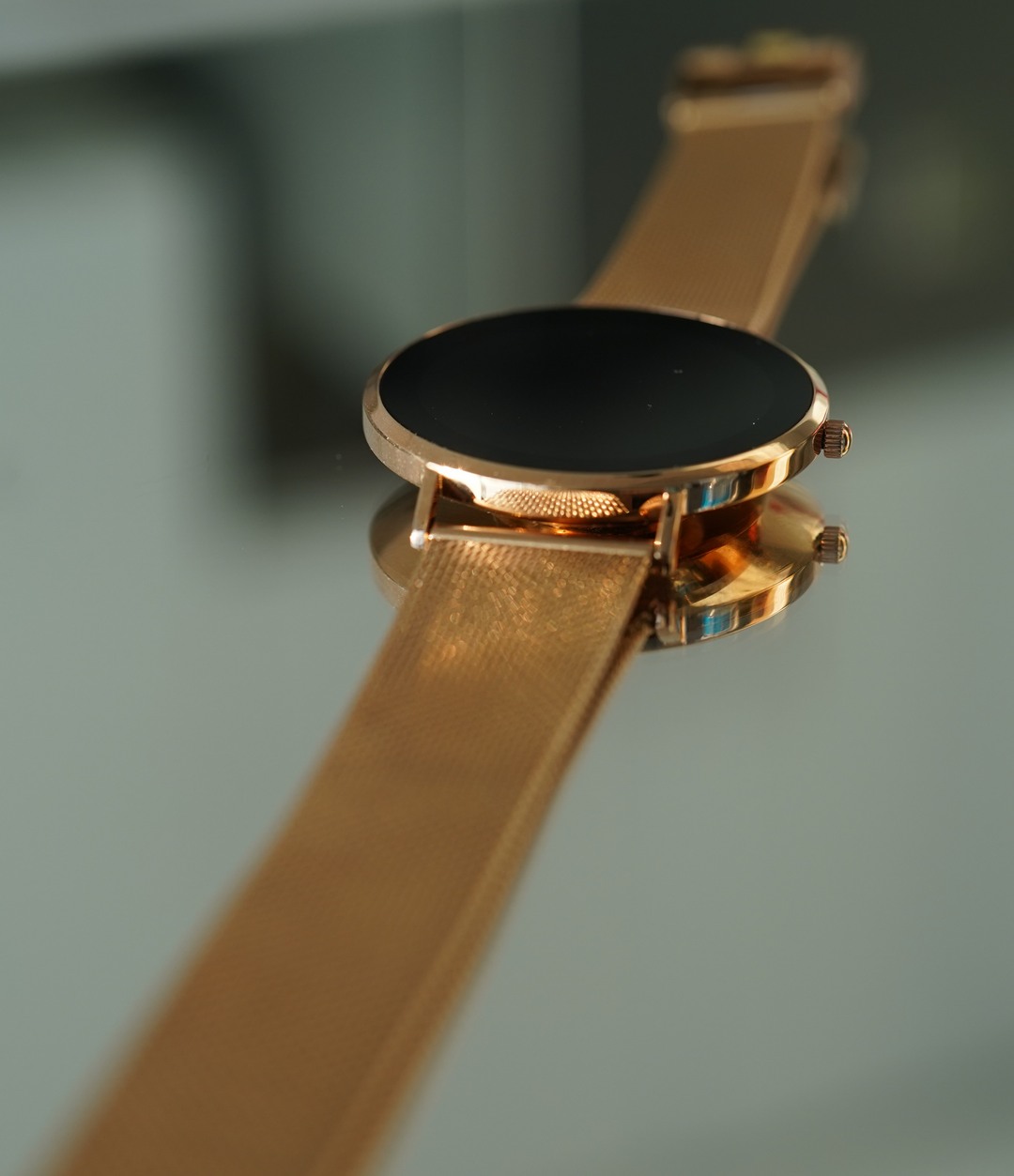 Damen Smartwatch mit Touchdisplay und Fitnessfunktionen