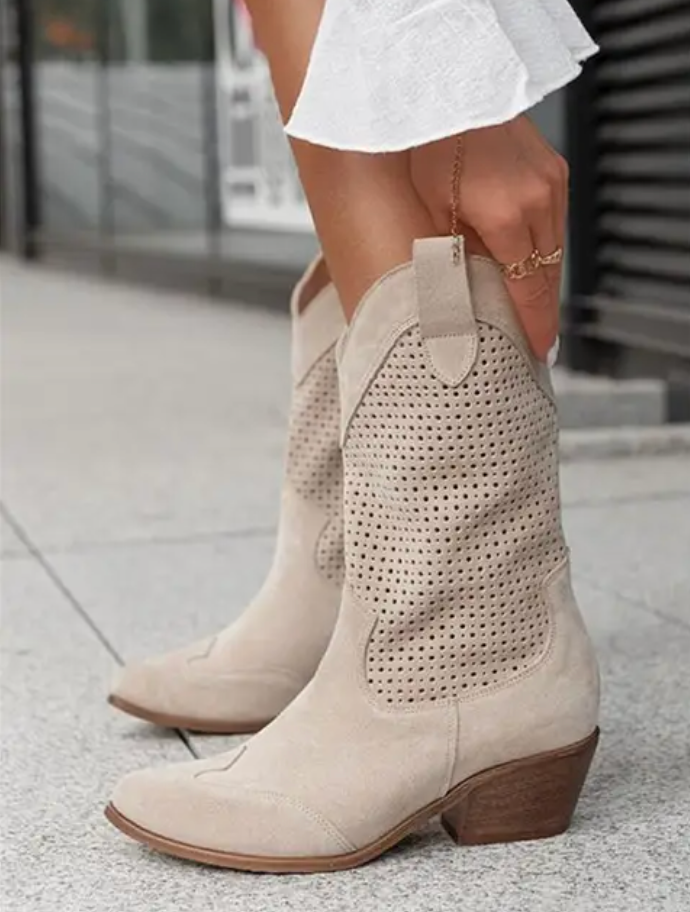W&W Mode | Perforierte Wildleder Westernstiefel für Damen