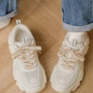 WW | Plateau Sneakers mit Modernem Look