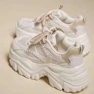 WW | Plateau Sneakers mit Modernem Look