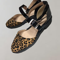 WW | Geschlossene Sandalen Mit Zufälligem Design Schuhe