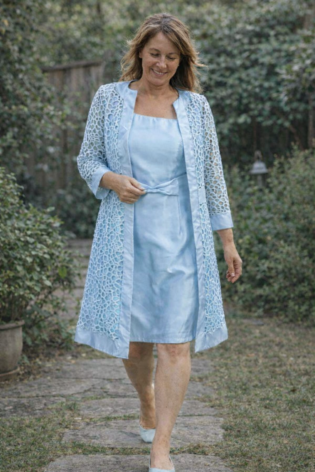 Damen zweiteiliges Spitzenkleid mit Jacke