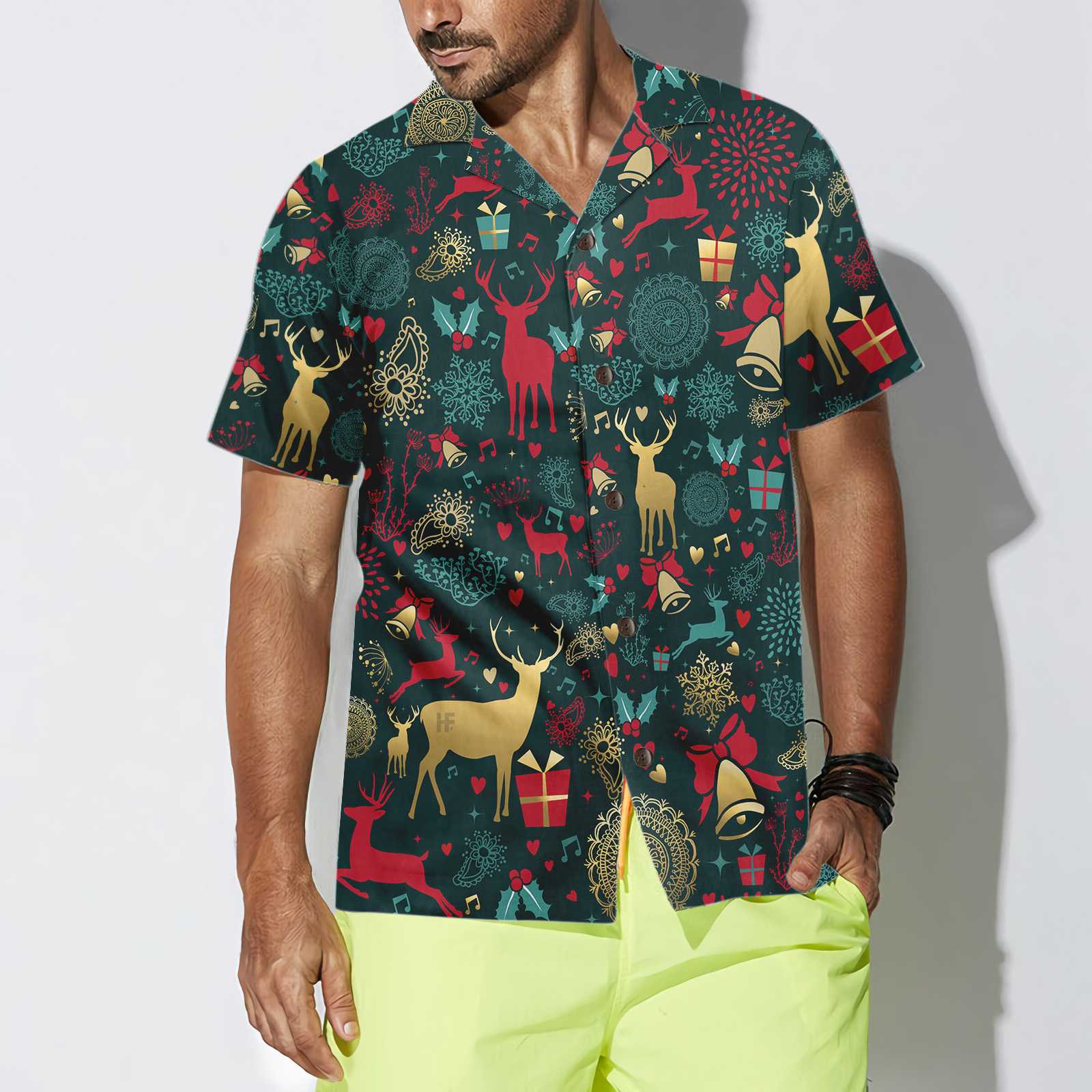 WW | Weihnachtsgoldhirschmuster Hawaiian Shirt, Weihnachtsren Shirt, Beste Weihnachtsgeschenkidee