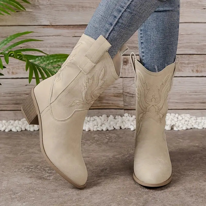 W&W Mode | Damenstiefel mit mittelhohem Schaft und Blockabsatz