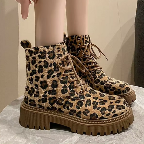 WW | Modische Stiefel für Frauen