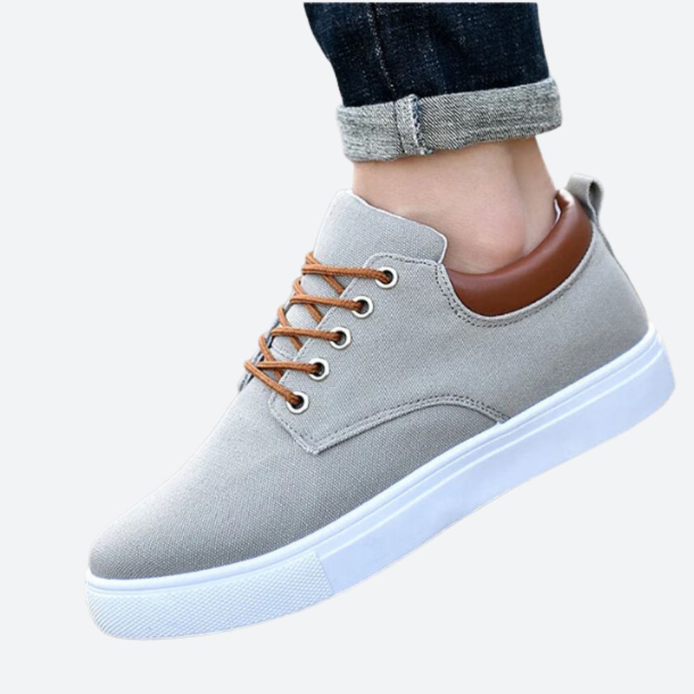 WW | Modische Herrensneaker