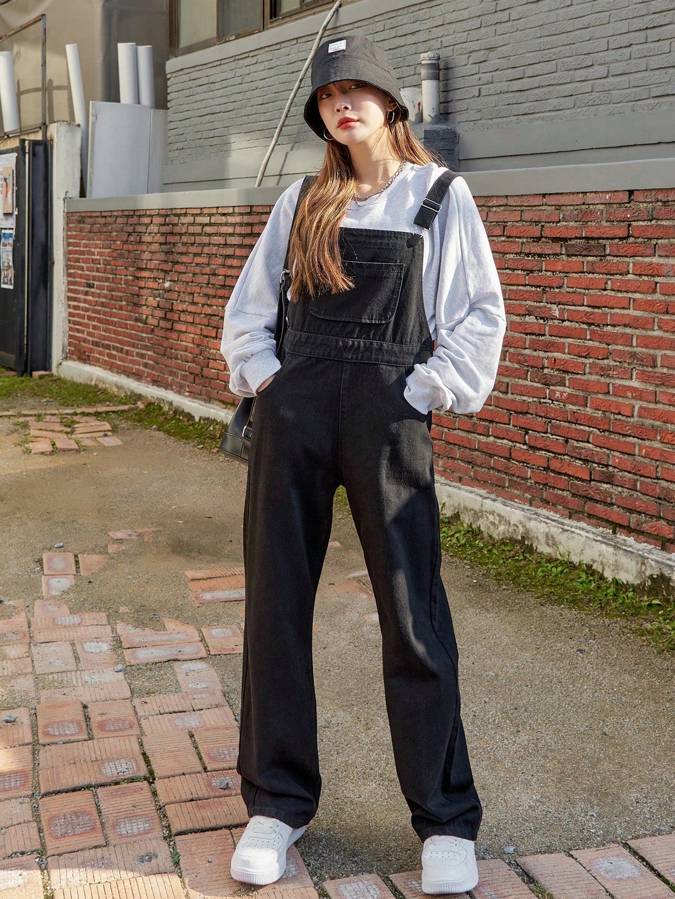 WW | Schräge Tasche Denim Latzhose ohne Sweatshirt