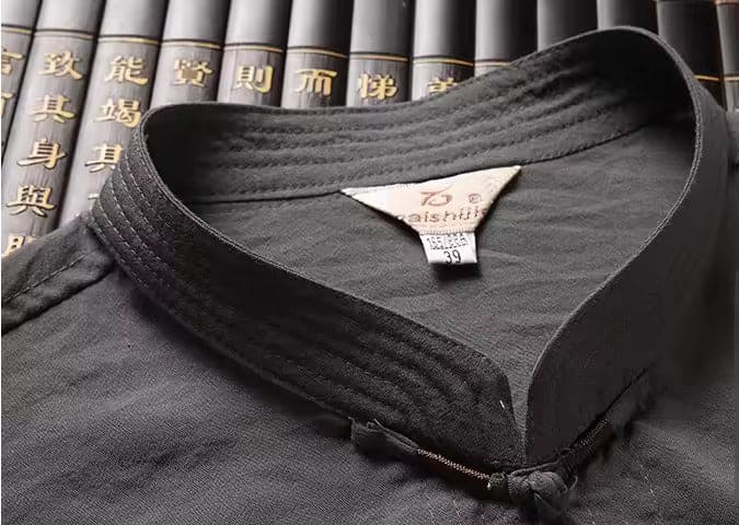 Damen Leinen-Set mit Langarm-Oberteil, Stehkragen und Froschknöpfen