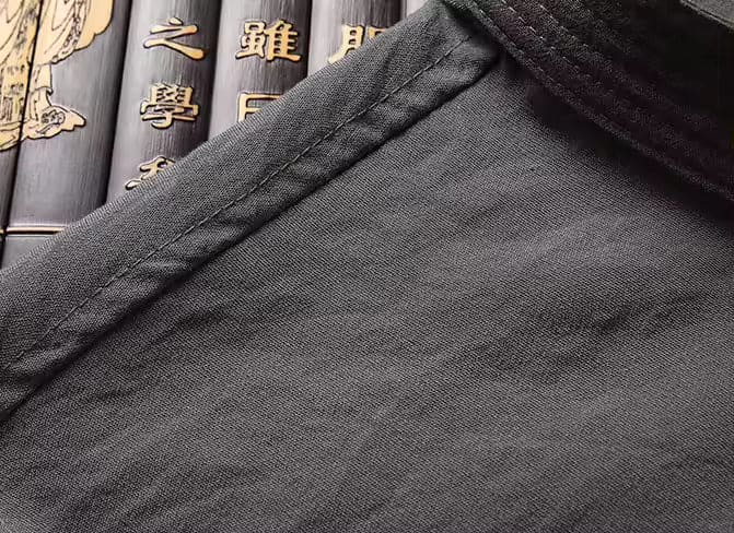 Damen Leinen-Set mit Langarm-Oberteil, Stehkragen und Froschknöpfen