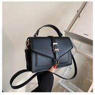 WW | Klassische Schultertasche mit Schnalle